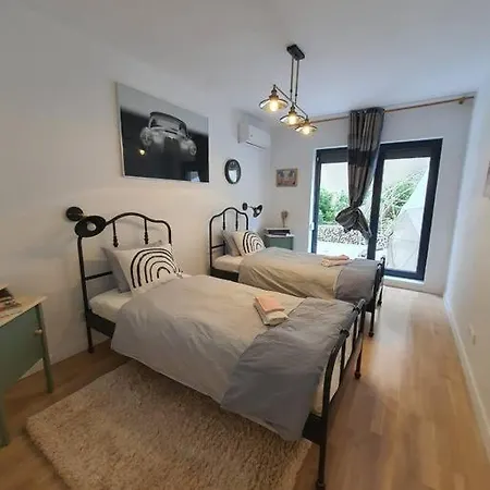 Apartament Sector 1 Garden Boutique *