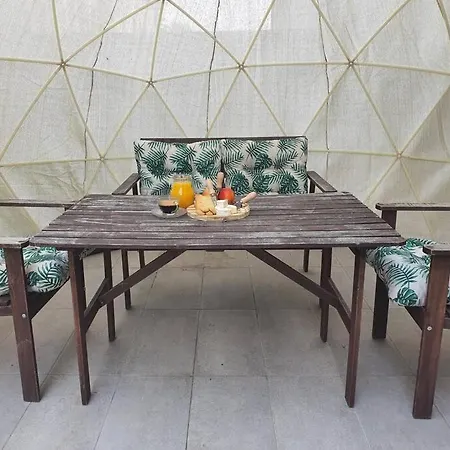 Sector 1 Garden Boutique Апартаменты